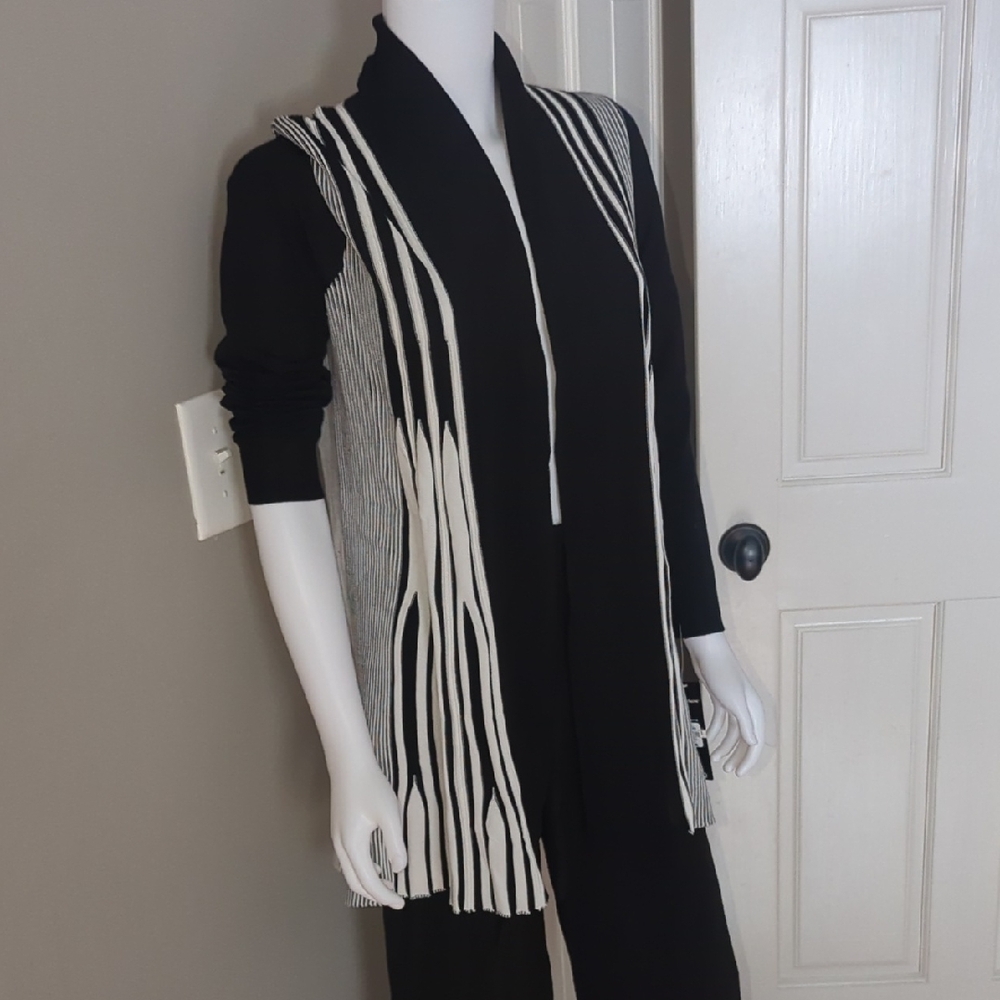 Rebecca Malone Black and White Striped Sweater